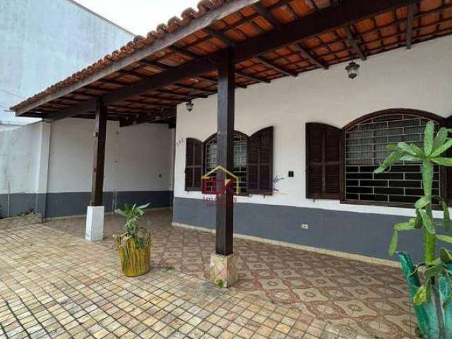Casa com 6 dormitórios, 222 m² - venda por R$ 800.000 ou aluguel por R$ 5.098/mês - Centro - Caraguatatuba/SP