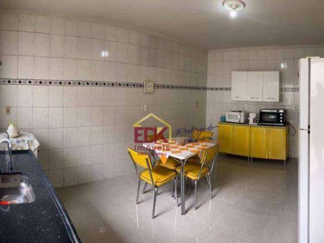 Sobrado com 3 dormitórios à venda, 226 m² por R$ 850.000 - Parque Senhor do Bonfim - Taubaté/SP