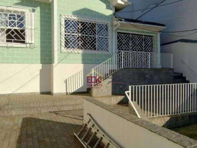 Casa com 2 dormitórios à venda por R$ 850.000 - Centro - Jacareí/SP