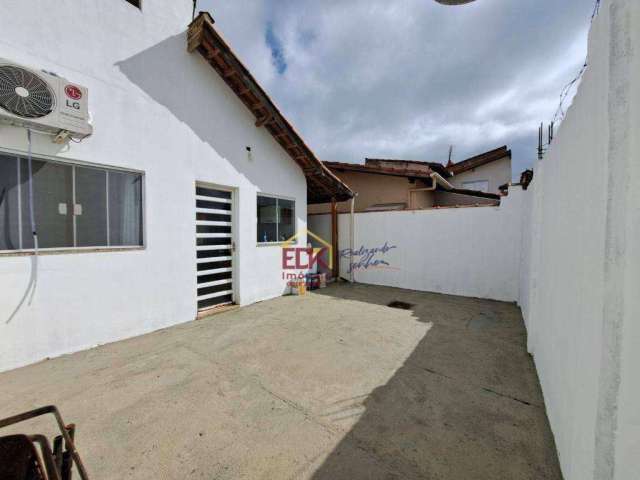 Casa com 3 dormitórios à venda, 160 m² por R$ 380.000,00 - Parque São Francisco - Guaratinguetá/SP