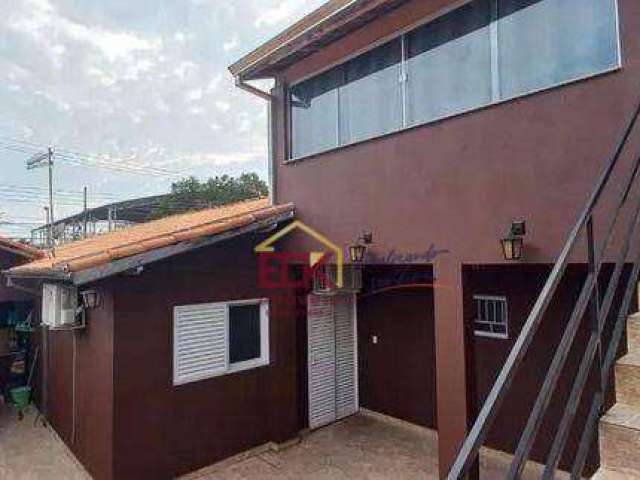 Sobrado com 3 dormitórios à venda, 70 m² por R$ 600.000 - Conjunto Residencial Trinta e Um de Março - São José dos Campos/SP