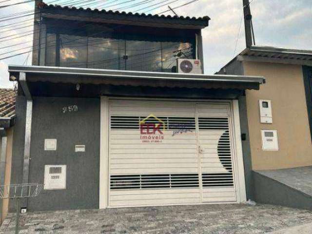 Sobrado com 3 dormitórios à venda, 192 m² por R$ 403.000 - Bandeira Branca - Jacareí/SP