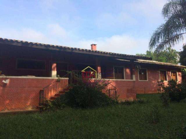 Casa com 3 dormitórios à venda, 294 m² por R$ 1.680.000,00 - Chácaras Cataguá - Taubaté/SP