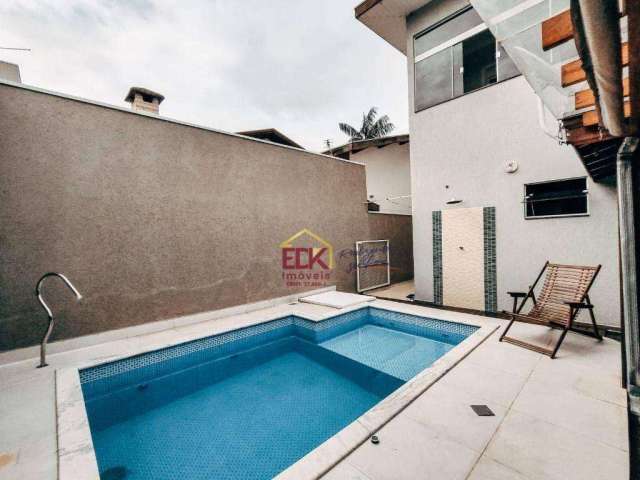 Sobrado com 4 dormitórios à venda, 270 m² por R$ 689.000 - Villa Branca - Jacareí/SP