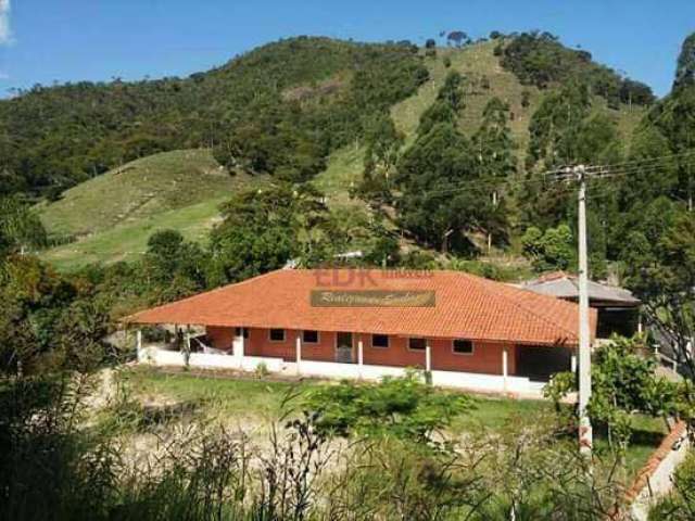 Sítio com 6 dormitórios à venda, 6500 m² por R$ 550.000,00 - Zona Rural - Natividade da Serra/SP