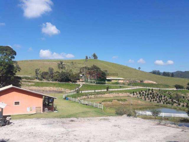 Sítio com 4 dormitórios à venda, 210000 m² por R$ 1.200.000,00 - Santa Terezinha - São Luiz do Paraitinga/SP