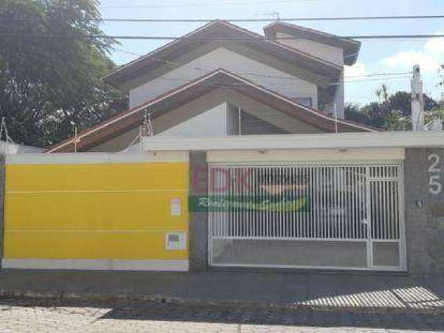 Casa com 4 dormitórios à venda, 345 m² por R$ 1.300.000,00 - Vila Resende - Caçapava/SP