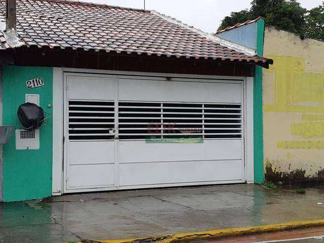 Casa com 3 dormitórios à venda por R$ 350.000,00 - Cidade Salvador - Jacareí/SP