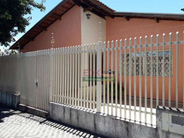 Casa com 3 dormitórios à venda, 250 m² por R$ 780.000,00 - Centro - Taubaté/SP