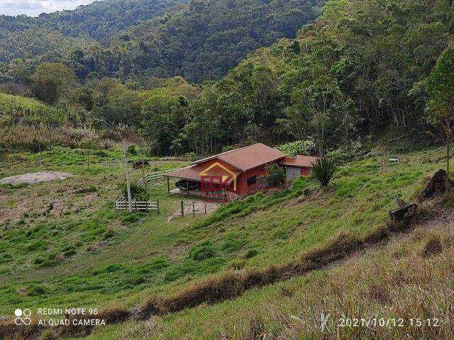 Sítio com 2 dormitórios à venda, 396879 m² por R$ 670.000,00 - Pouso Alto - Natividade da Serra/SP