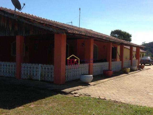 Sítio com 3 dormitórios à venda, 70000 m² por R$ 1.100.000,00 - Zona Rural - Cunha/SP