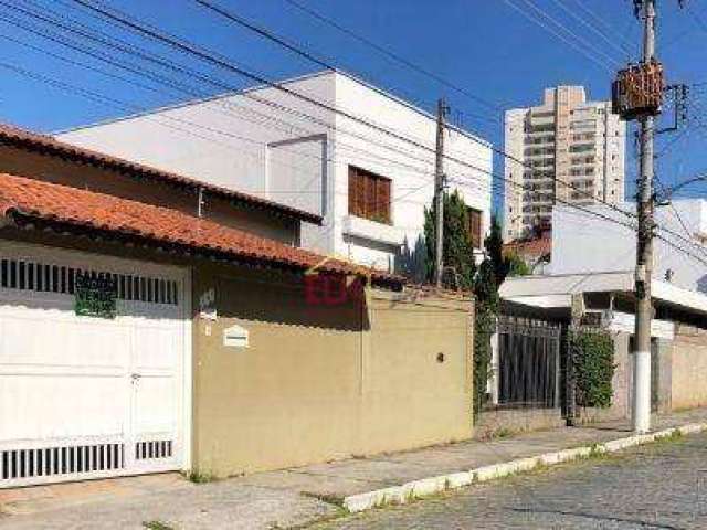 Casa com 2 dormitórios à venda, 200 m² por R$ 901.000,00 - Centro - Cruzeiro/SP