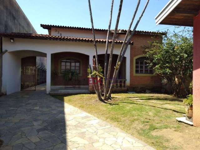 Chácara com 3 dormitórios à venda, 860 m² por R$ 800.000,00 - Santana - Pindamonhangaba/SP