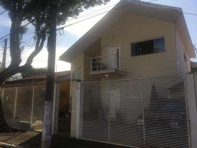 Sobrado com 3 dormitórios à venda, 250 m² por R$ 901.000 - Jardim Estoril - São José dos Campos/SP