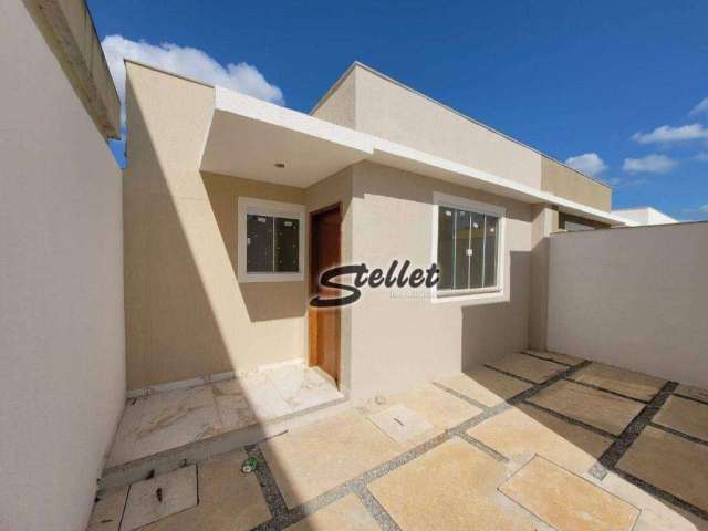 Casa com 2 dormitórios à venda, 60 m² por R$ 210.000,00 - Maria Turri - Rio das Ostras/RJ