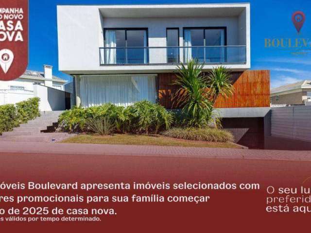 Casa no Residencial Boulevard Versailles, com 4 suítes à venda, 367 m² por R$ 3.800.000 - Uberaba - Curitiba/PR