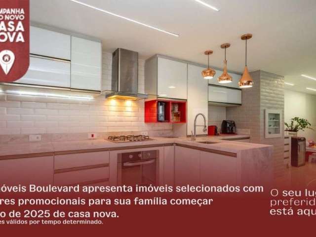 Sobrado com quintal e  4 dormitórios à venda, 210 m² por R$ 999.000 - Uberaba - Curitiba/PR