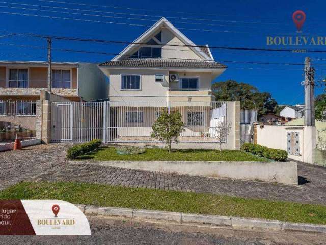 Sobrado semi-mobiliado de rua, com 3 dormitórios à venda, 138 m² por R$ 749.900 - Guabirotuba - Curitiba/PR