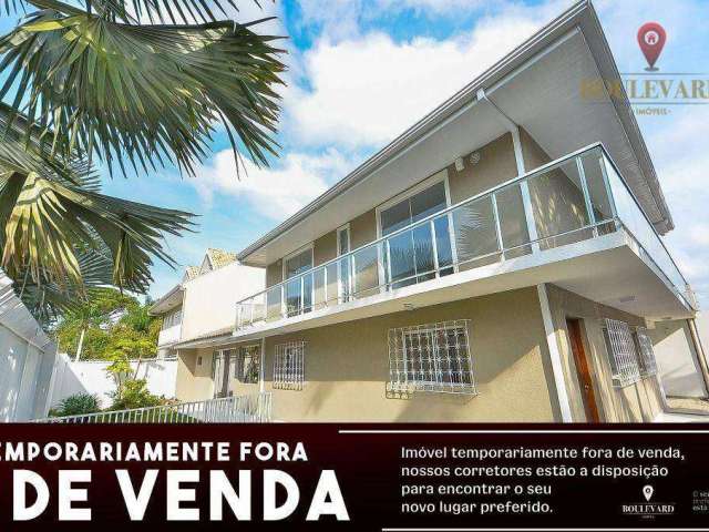 Casa de esquina com 3 dormitórios à venda, 256 m² por R$ 830.000 - Guabirotuba - Curitiba/PR