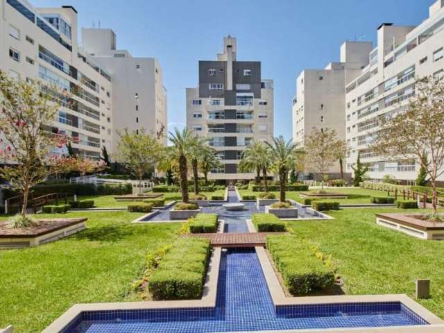 Água Verde, Apartamento Ed. QUARTIER, desocupado, composto por 4 quartos, 2 suítes, 3 vagas, à vend