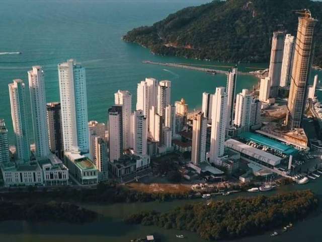 Balneário Camboriú, Morada Ilhas Marianas, apartamento  de luxo, com vista para o mar, à 50 metros