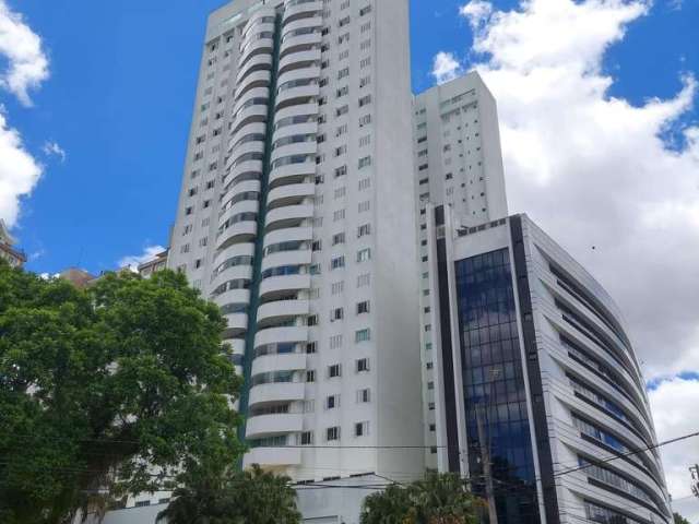 Centro Cívico, Apto Ed. Solar da Nogueira, Desocupado, de frente  para Praça, 4 Qtos, 2 suítes, 2 v