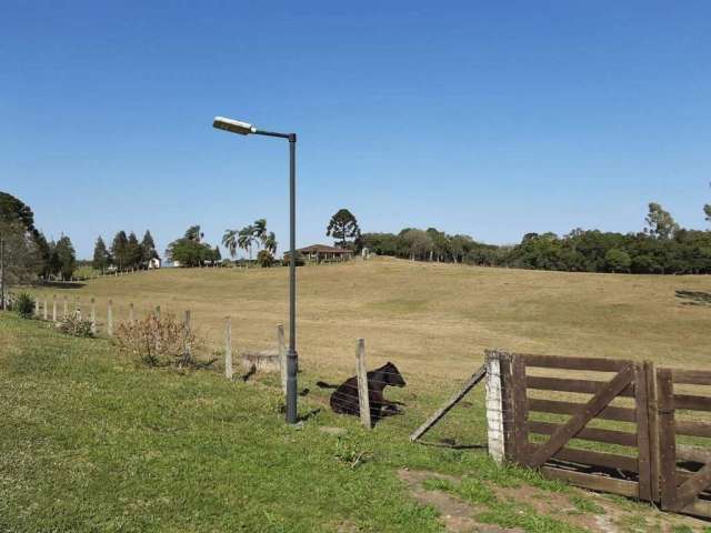 Piraquara, Haras com vista pra represa, 17,98há, ou 7,43 alqueires, sede completa , à venda, PR