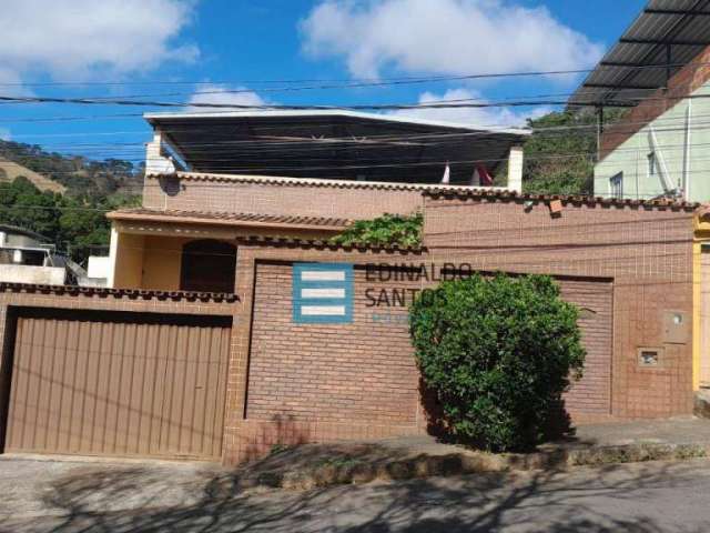 Casa com 3 dormitórios à venda, 257 m² por R$ 650.000,00 - Santa Isabel - Juiz de Fora/MG