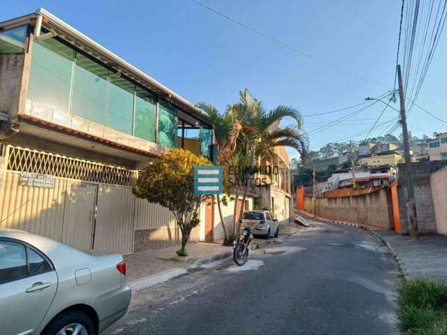 Casa com 3 dormitórios à venda, 180 m² por R$ 280.000,00 - Borboleta - Juiz de Fora/MG