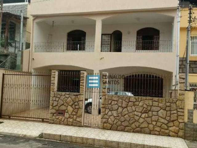 Casa com 5 dormitórios à venda, 268 m² por R$ 600.000,00 - Democrata - Juiz de Fora/MG