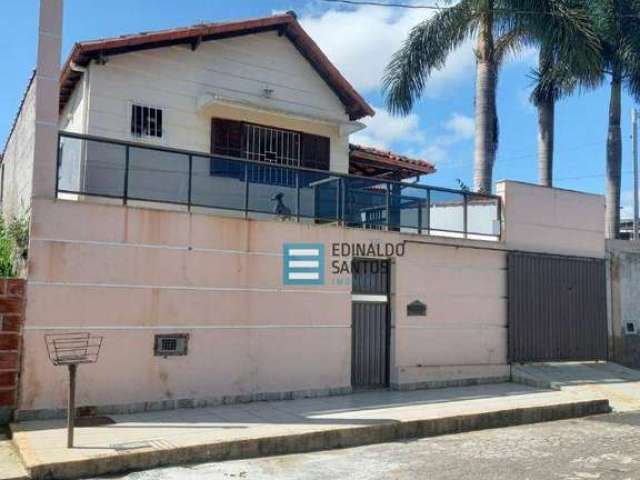 Casa com 3 dormitórios à venda, 137 m² por R$ 480.000,00 - Fontesville - Juiz de Fora/MG