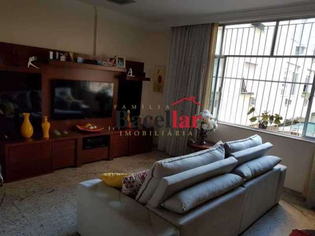 Apartamento com 3 quartos à venda na Rua Jorge Rudge, Vila Isabel, Rio de Janeiro, 183 m2 por R$ 739.000