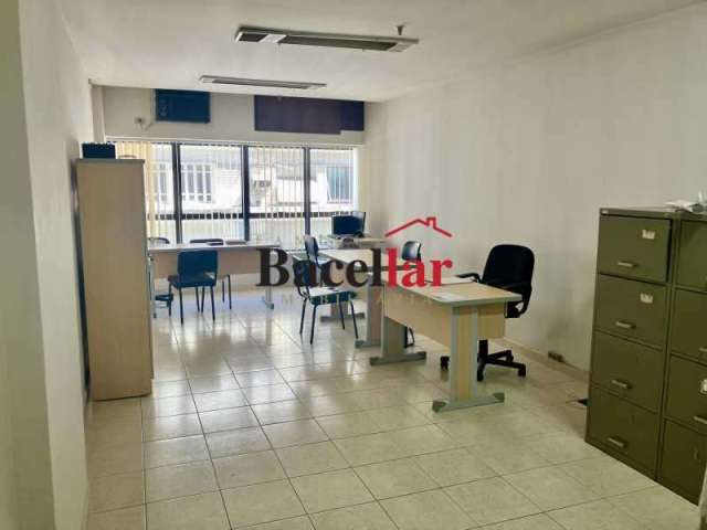 Sala comercial com 1 sala à venda na Rua da Quitanda, Centro, Rio de Janeiro, 32 m2 por R$ 108.000