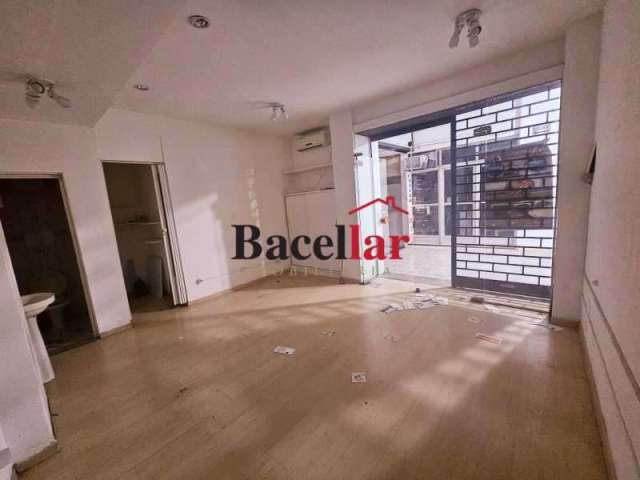 Ponto comercial com 1 sala para alugar na Rua Desembargador Isidro, Tijuca, Rio de Janeiro, 30 m2 por R$ 2.500