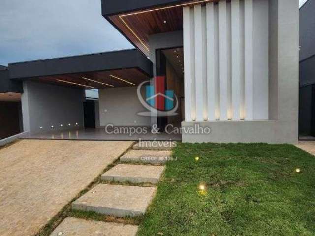 Casa térrea à venda no Condomínio Quinta dos Ventos - 3 suítes, piscina, energia solar, 4 vagas