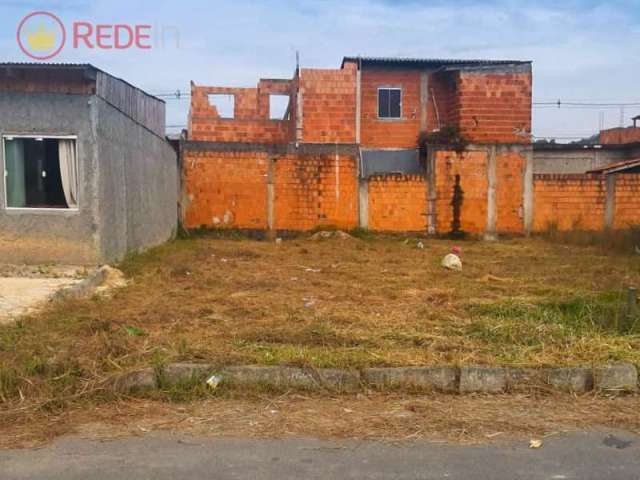 Invista em lotes! Excelente Terreno com 140,00 m2 em ILHOTA.