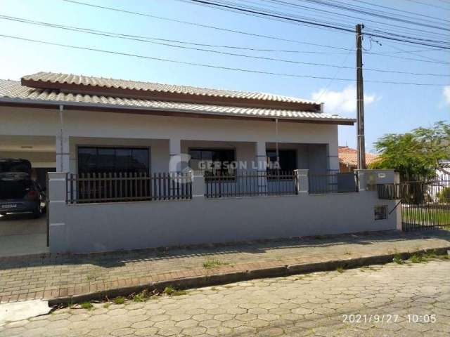 Casa - Centro - Averbada