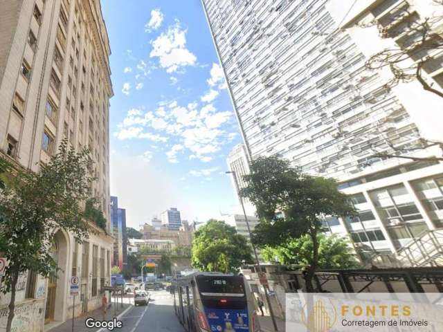 kitnete no centro historico de São Paulo a 3 minutos a pé da estação São Bento do Metrô, Rua Sta,. Efigênia, e 25 de Março. Apto. de frente, super ve