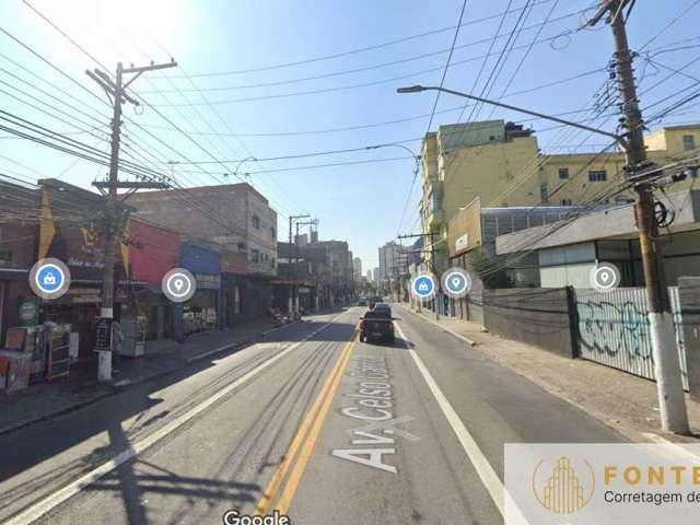 Excelente oportunidade de investimento! Prédio de esquina de 3 andares localizado na avenida de mais movimento do braz, Com uma área total de 1000 m²,