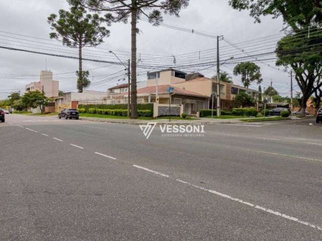 Casa Ampla | Oportunidade | 3 dormitórios sendo uma suíte | 170m² | 420  m² de terreno  |R$ 850.000 | Bacacheri