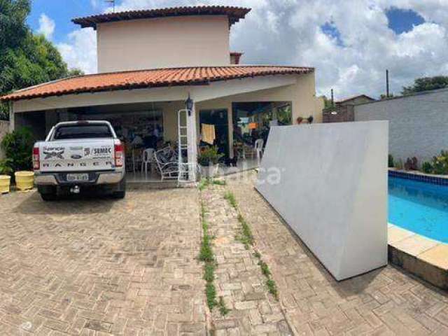 Casa Residencial à venda, no bairro Gurupi, Teresina/PI