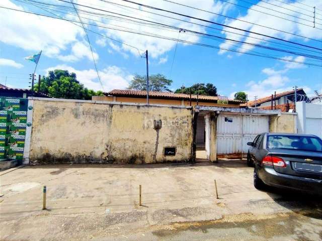 Casa Residencial à venda, no bairro Porenquanto, Teresina/PI