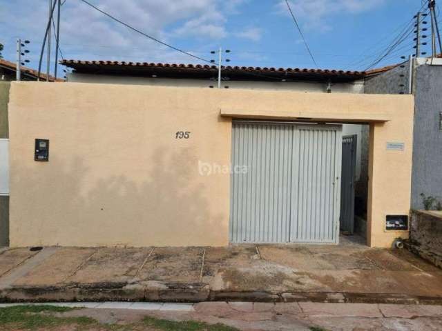 Casa Residencial à venda, no bairro Monte Castelo, Teresina/PI