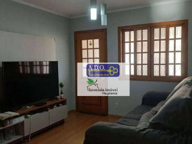 Casa sobrado à venda em Condomínio na Av. das Amoreiras, com 02 dormitórios