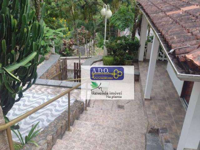 Casa com 3 dormitórios à venda, 303 m² por R$ 990.000,00 - Sumaré - Caraguatatuba/SP