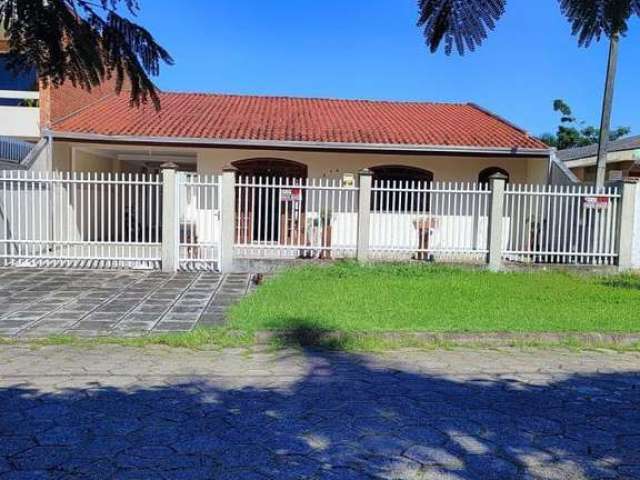 Casa para Venda em Guaratuba, Brejatuba, 4 dormitórios, 2 suítes, 4 banheiros, 5 vagas