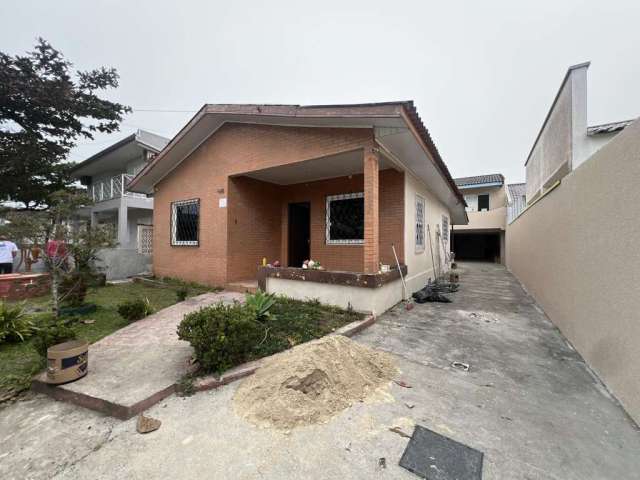 Casa para Venda em Guaratuba, Balneário Eliane, 6 dormitórios, 3 banheiros, 3 vagas