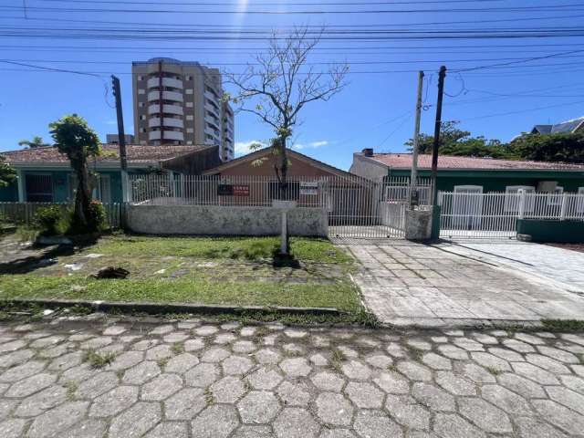 Casa para Venda em Guaratuba, Centro, 5 dormitórios, 2 banheiros, 4 vagas