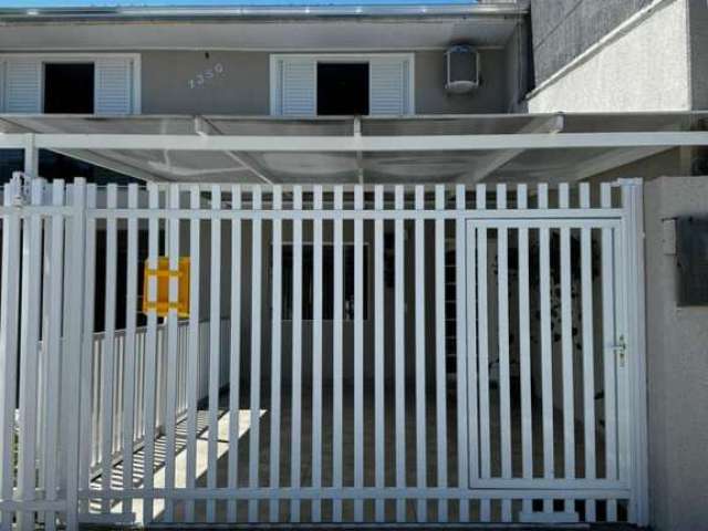 Casa para Venda em Guaratuba, Centro, 5 dormitórios, 1 suíte, 4 banheiros, 4 vagas