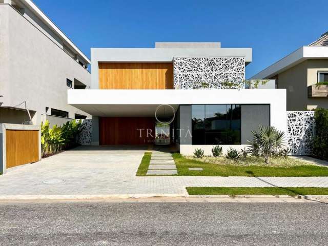 Alphaville: casa duplex de primeira locação em estilo contemporâneo, com 4 suítes.